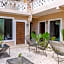 Hotel Colonial Zaci by GuruHotel
