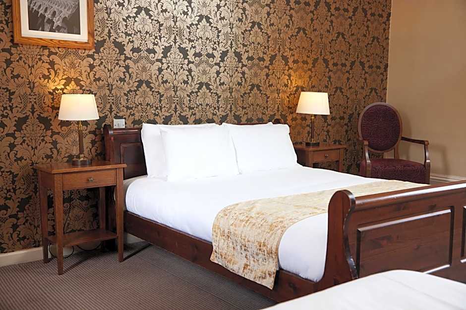 Kings Arms Hotel by Greene King Inns