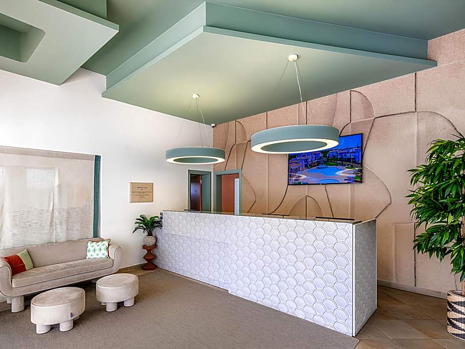 NAU Salema Beach Village