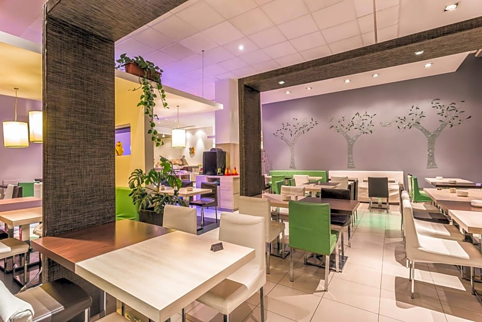 Ibis Oran Les Falaises