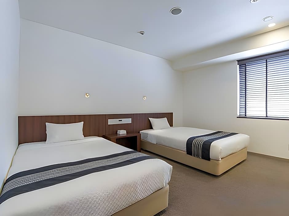 Quintessa Hotel Kokura Comic & Books