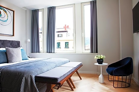 Doble Corner Historical