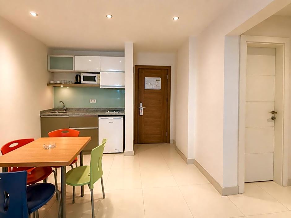 Delfino Apart Hotel