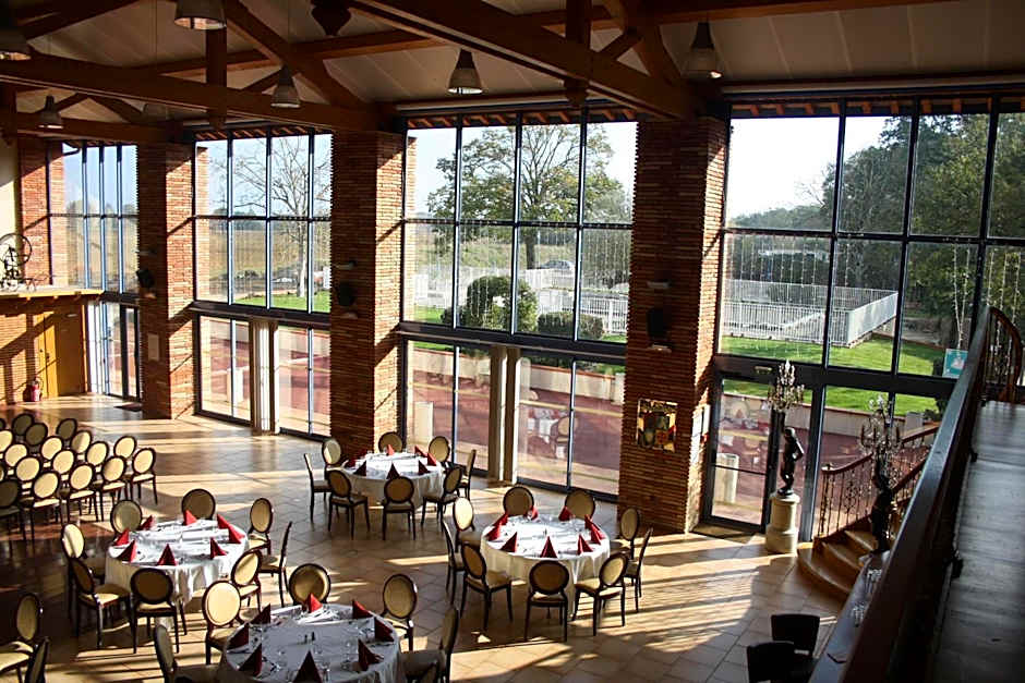 Les Ecuries de la Tour