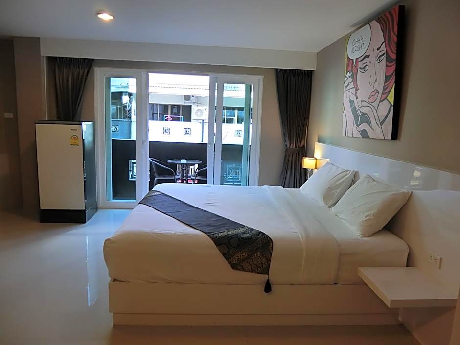 crystal suites pattaya