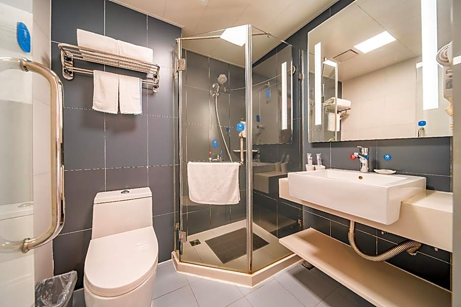 Hanting Hotel Fuzhou Wuyi Square