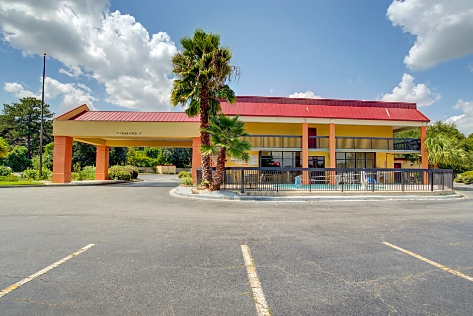 OYO Hotel Hinesville Oglethorpe