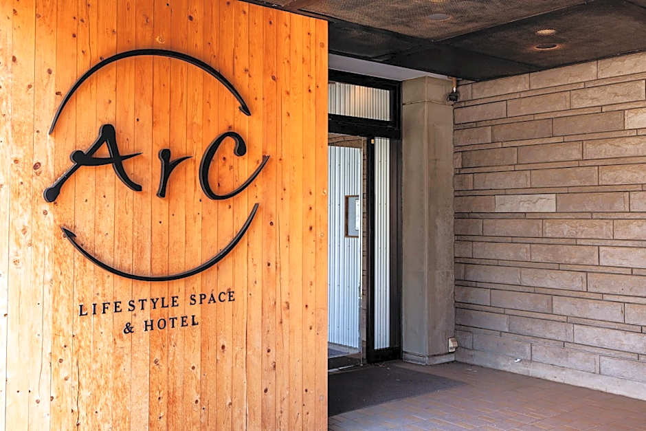 ArC LIFESTYLE SPACE & HOTEL