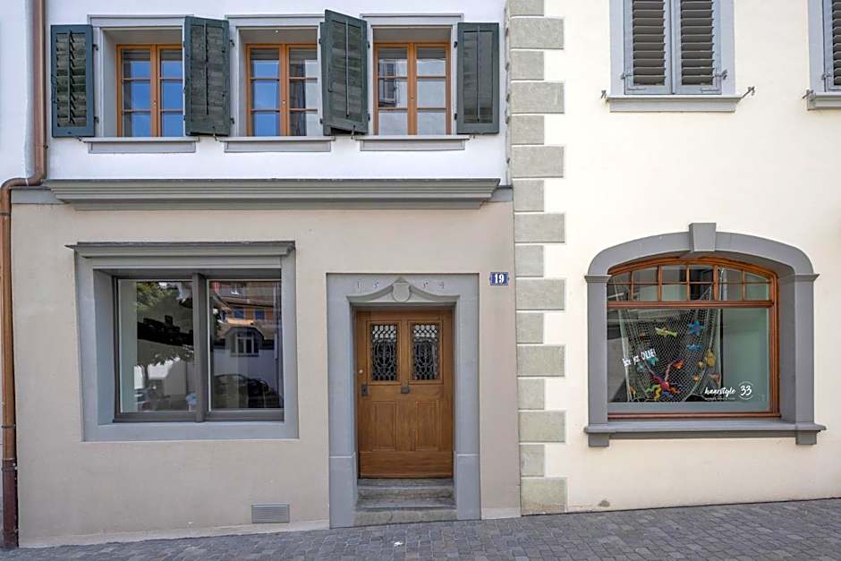 ARISER - Zug Old Town Suites