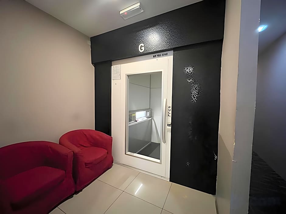 Smile Hotel Wangsa Maju