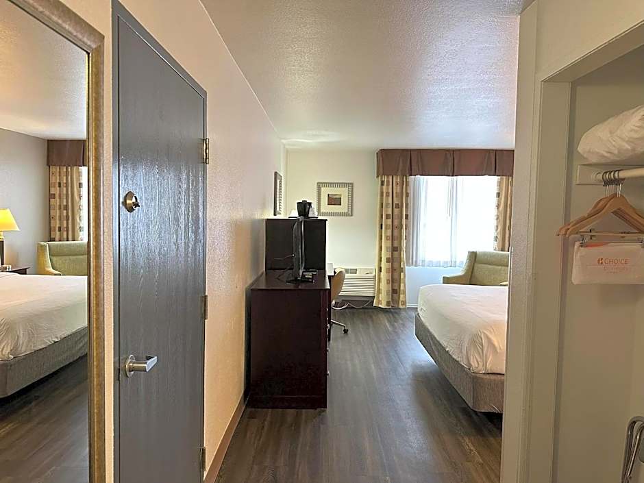 Quality Inn & Suites Everett