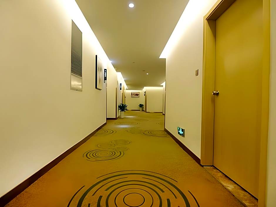 GreenTree Inn Ningbo Beilun District Meishan Beach