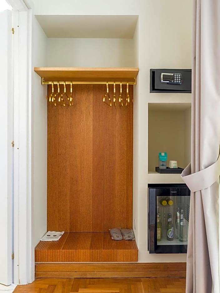 UNA HOTELS One Catania