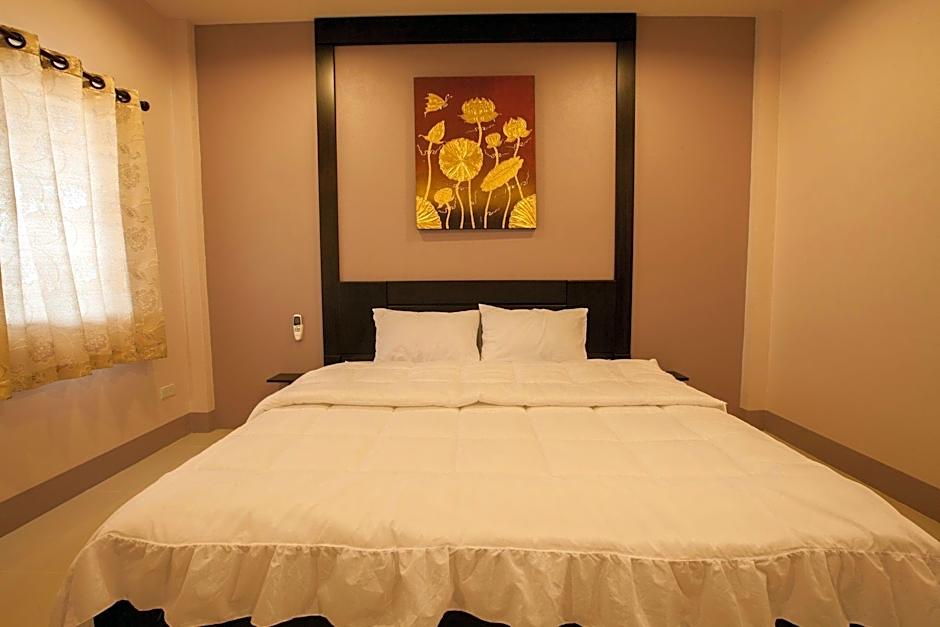 Chiangkham Grand Villa