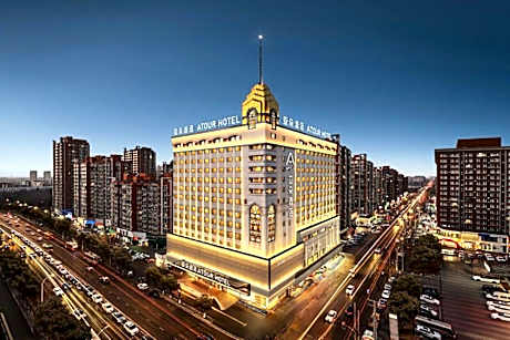 Atour Hotel Shenyang Tiexi Square Qigong Street Metro Station