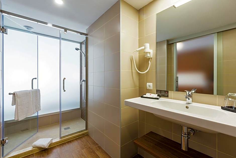 Hotel Riu Bravo - 0'0 All Inclusive