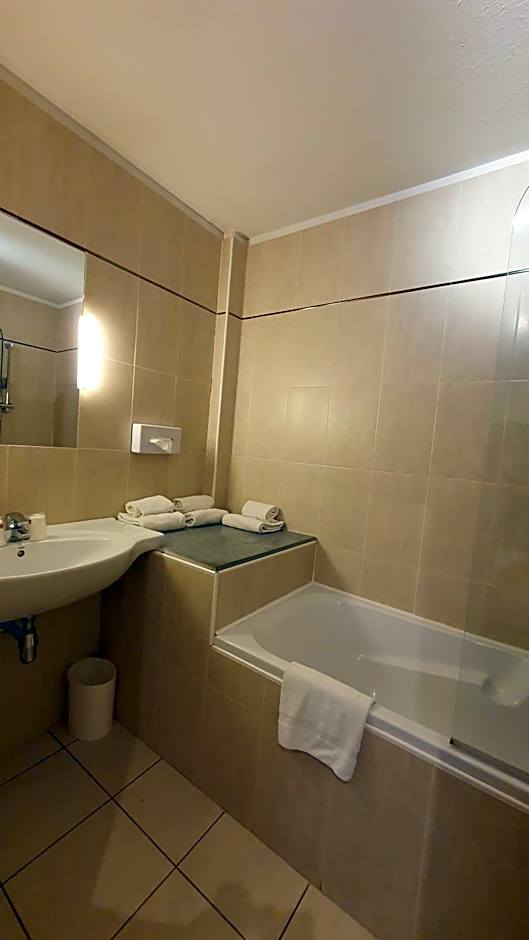 The Originals City, Hotel L'Hippocampe, Sete Balaruc-le-Vieux