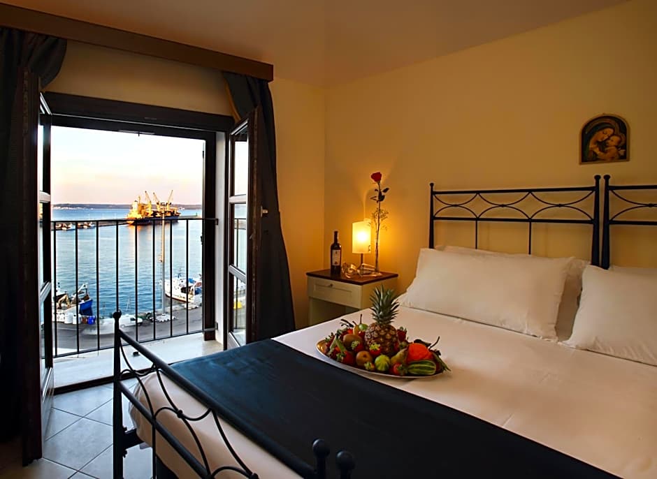 Al Pescatore Hotel & Restaurant