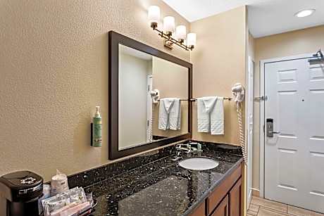 King Room - Non-Smoking