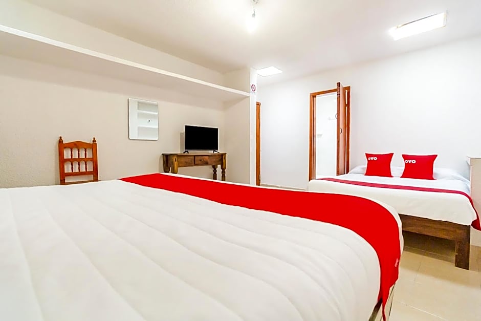 Capital O OYO Hotel Las Nubes Mercado de Dulces y Artesanias Ambar, San Cristobal De Las Casas