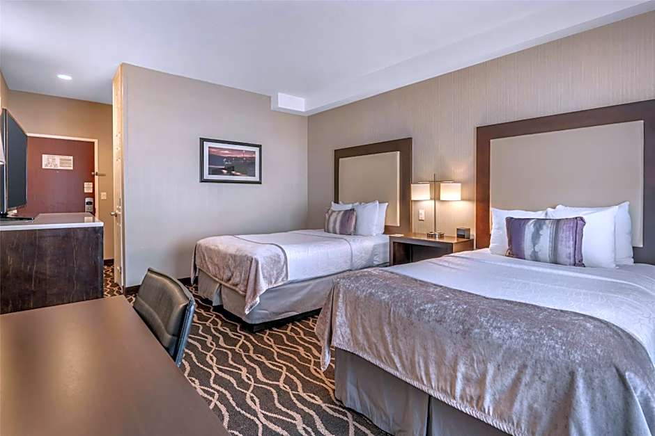 Best Western Plus Hotel At The Convention Center