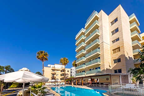 Kapetanios Limassol Hotel