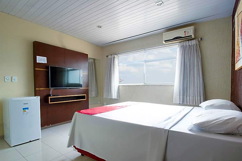 OYO New Anajpolis Hotel, Imperatriz