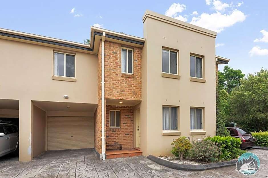 Aircabin - Seven Hills - Lovely - 3 Beds Townhouse