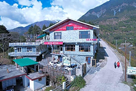 HOTEL DEVDAR RESORT