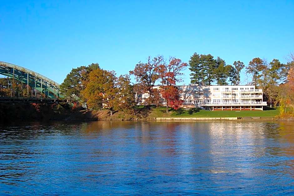 Riverside Hotel, an Ascend Collection Hotel