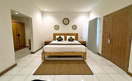 Deluxe Double Room with Free One Times Motorbike Rental