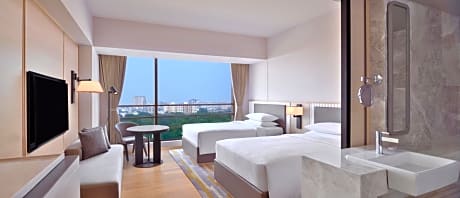 Deluxe Guest Room with  2 Twin/Single Bed(s) also with 20% Discount on Spa Services