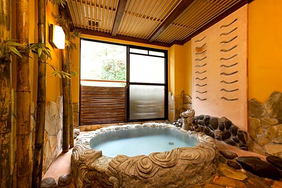 Hamazen Ryokan