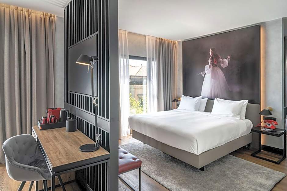 Hotel Paseo del Arte, a member of Radisson Individuals