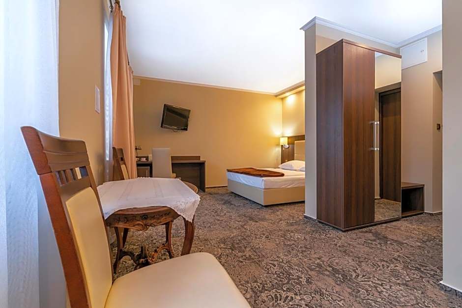 Hotel Promien