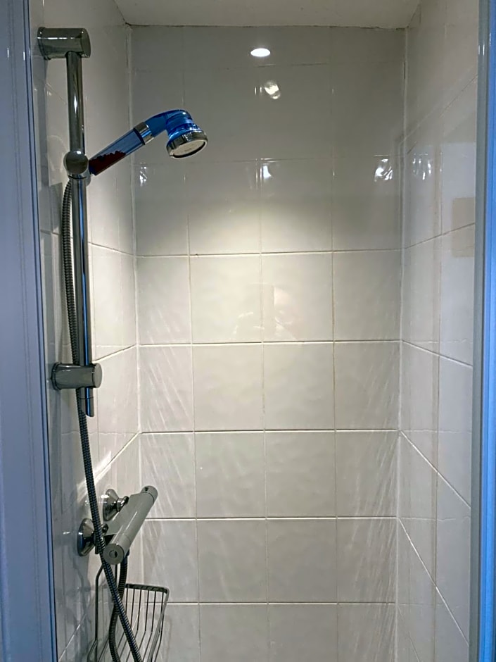 The Old Brasserie & Rooms @ no.8