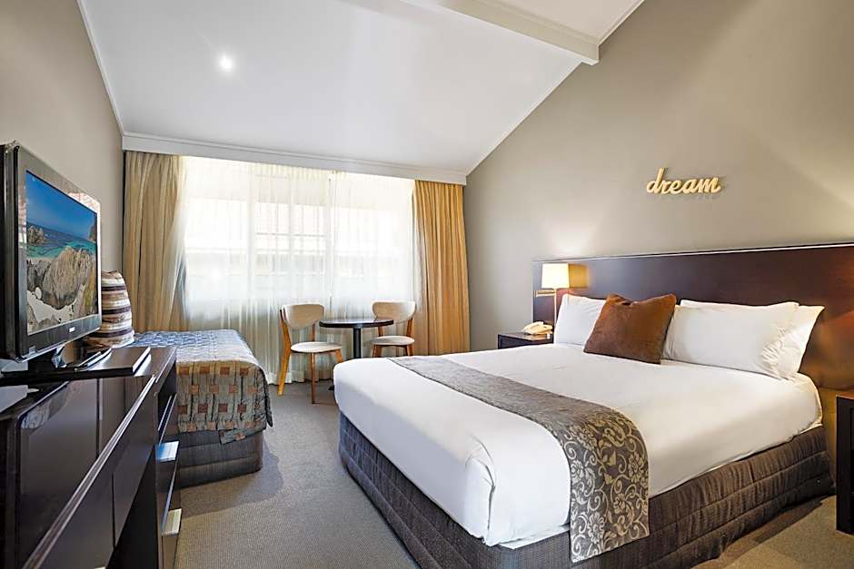 Best Western Sanctuary Inn