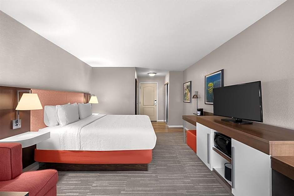 Hampton Inn & Suites Fresno