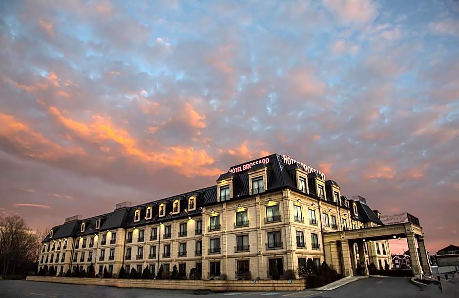 Hotel Brossard