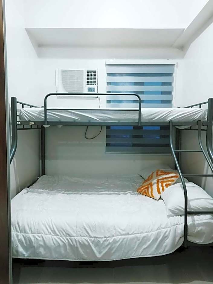 2BR SMDC Bloom Residences Near NAIA Wi-fi +Netflix