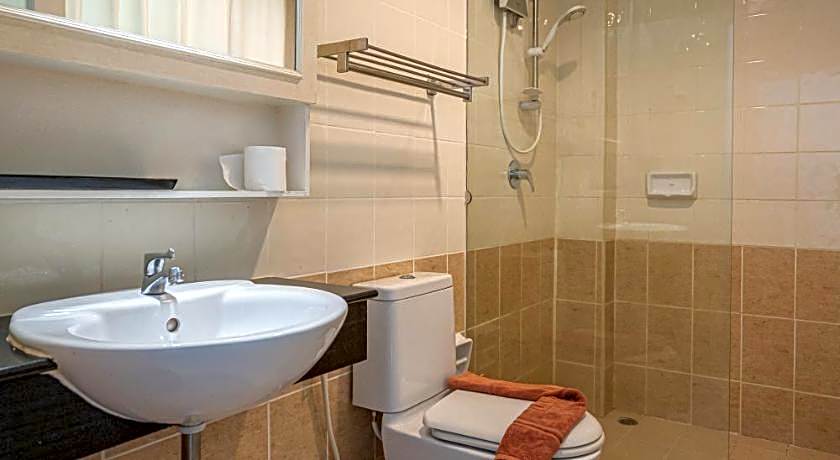 Santi White House Patong