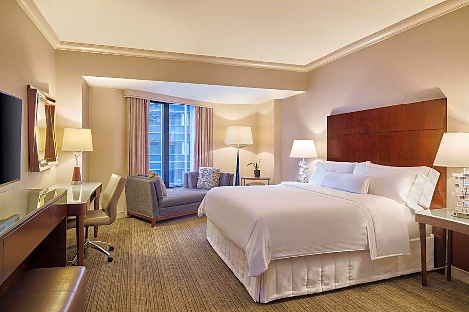 The Westin Chicago River North