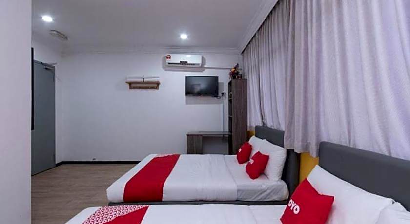 OYO 89398 Doorbellz