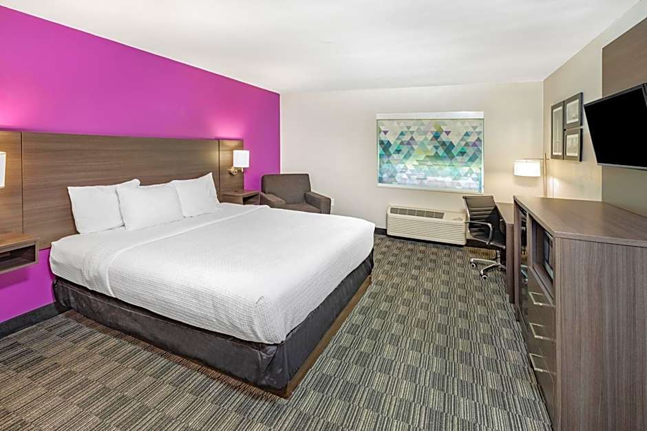 La Quinta Inn & Suites by Wyndham Houston Southwest