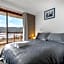 Pontis Lodge Waterfront Apartment