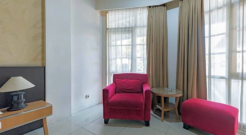 Urbanview Hotel Crown Tasikmalaya by RedDoorz