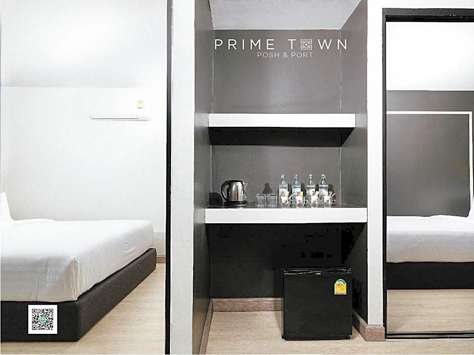 PRIME TOWN - Posh & Port Hotel PHUKET
