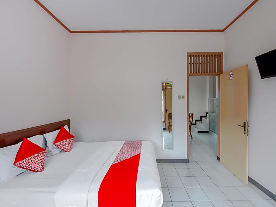 OYO 90258 Hotel New Aprilla