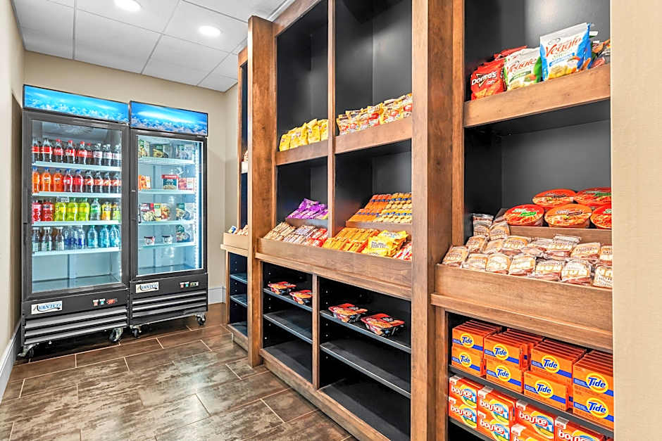 Holiday Inn Express & Suites Albany By IHG