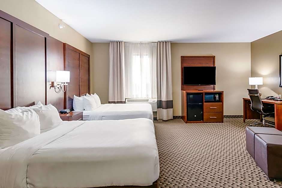 Comfort Suites
